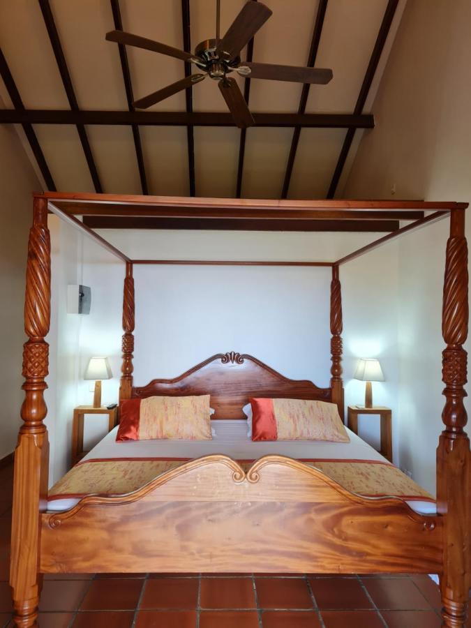 Chambre d'hotes Villa Rayon Vert Deshaies Esterno foto