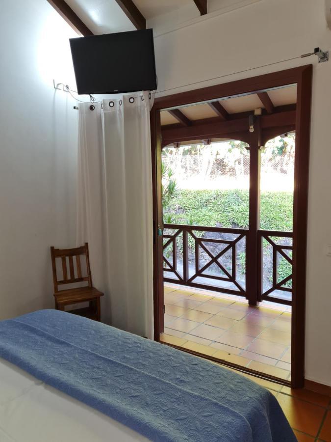 Chambre d'hotes Villa Rayon Vert Deshaies Esterno foto